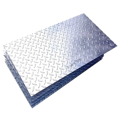 Plaque à motif galvanisée laminée à chaud de 1250 mm de largeur personnalisable pour conteneur et navire