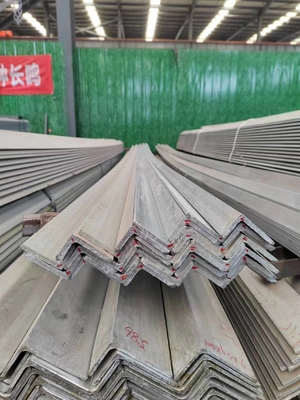 Acier au carbone laminé à chaud de qualité ASTM