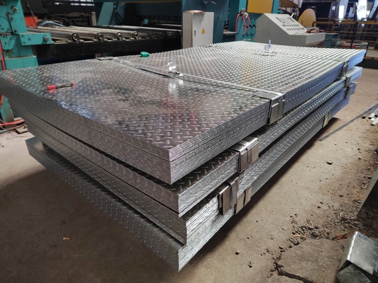 Coil en acier diamanté MS non allié Q235 avec certification JIS et découpe comprise