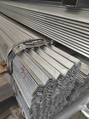 Équivalent d'approvisionnement ASTM EN S235JR S275JR S355JR A572 Angle de l'acier au carbone pour la structure en acier