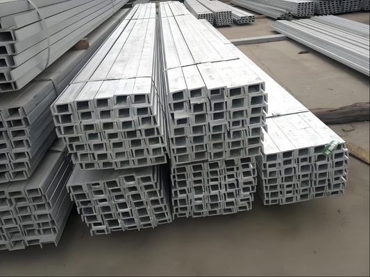 1-12m longueur en acier U-canal pour les machines lourdes et l'industrie manufacturière