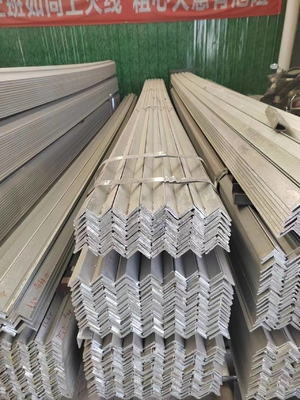 Barre d'angle en acier au carbone équivalent de la série Q195-Q420 pour ASTM A53 A36 GB Q235 Q345