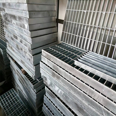 Grille de surface dentelée antidérapée pour une passerelle sûre sur le toit et certification ISO9001