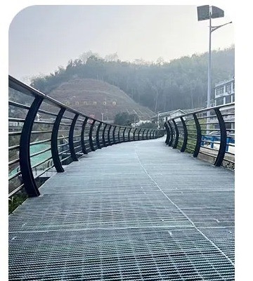 Barres de grille de revêtement de sol en acier galvanisé argenté avec certification ISO9001