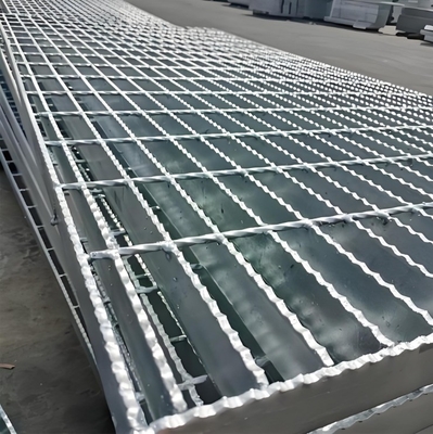 Réglage en acier inoxydable à barres transversales de 50 mm pour les revêtements de drainage et les industries des passerelles