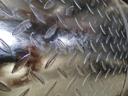 Plaque d'acier galvanisée avec une couche de zinc de 40 g/m2 et une taille personnalisable de 1250/1000 mm