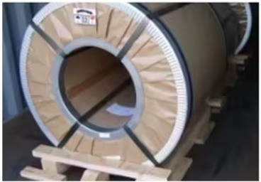 Fabrication de feuilles ondulées de taille personnalisée pour le service de soudage de traitement de la construction