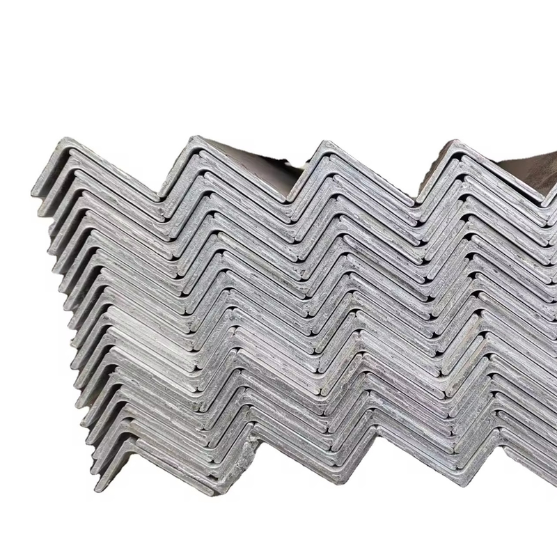Barres en acier au carbone doux laminées à chaud à angles inégaux égaux pour une structure de bâtiment durable
